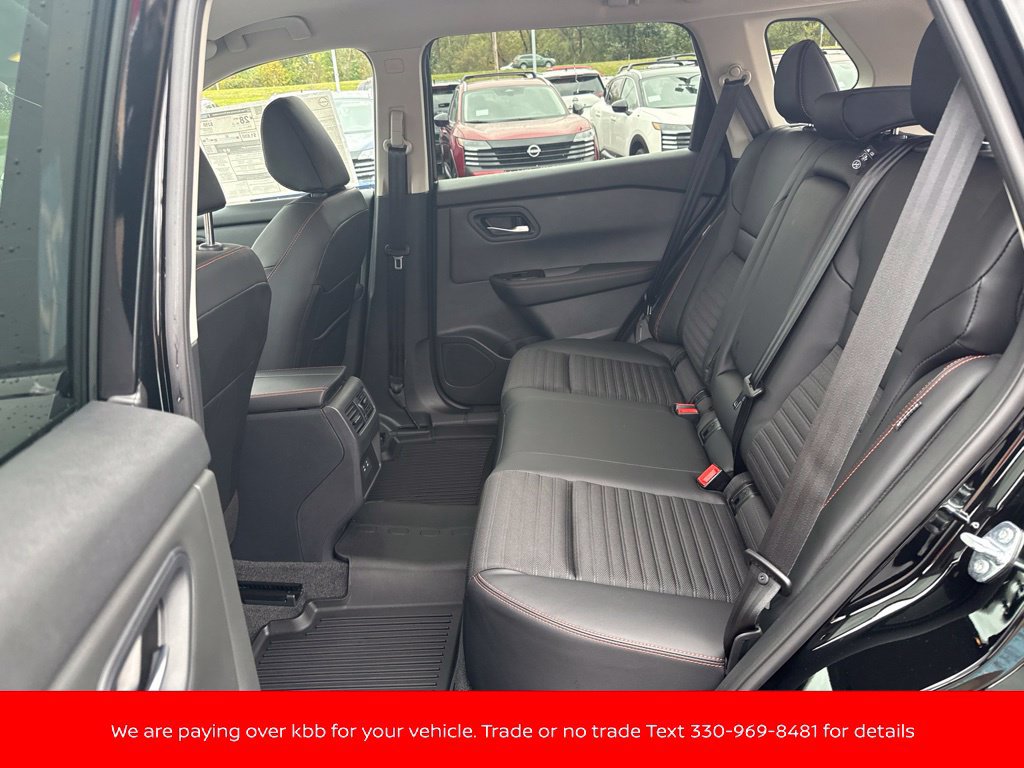 New 2027 Nissan Rogue SV w/ Rock Creek Premium Package AWD/4WD image 38