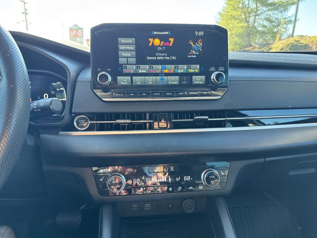 Used 2023 Mitsubishi Outlander SEL image 18