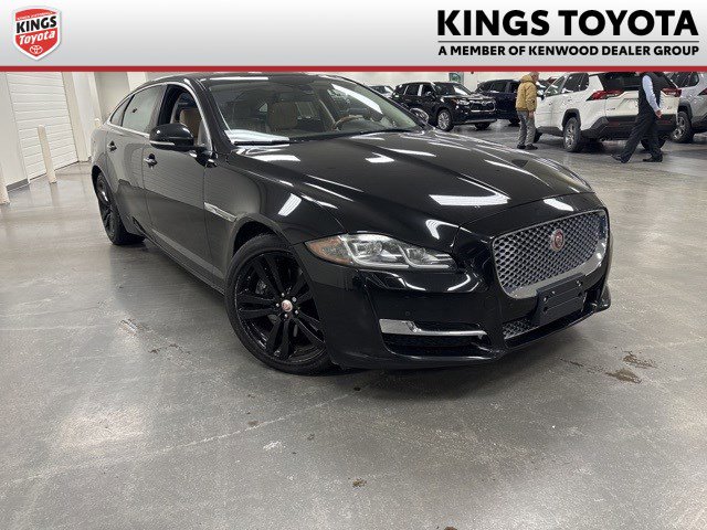 Used 2016 Jaguar XJ L Portfolio image 1