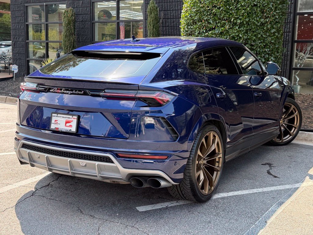 Used 2021 Lamborghini Urus AWD/4WD image 12