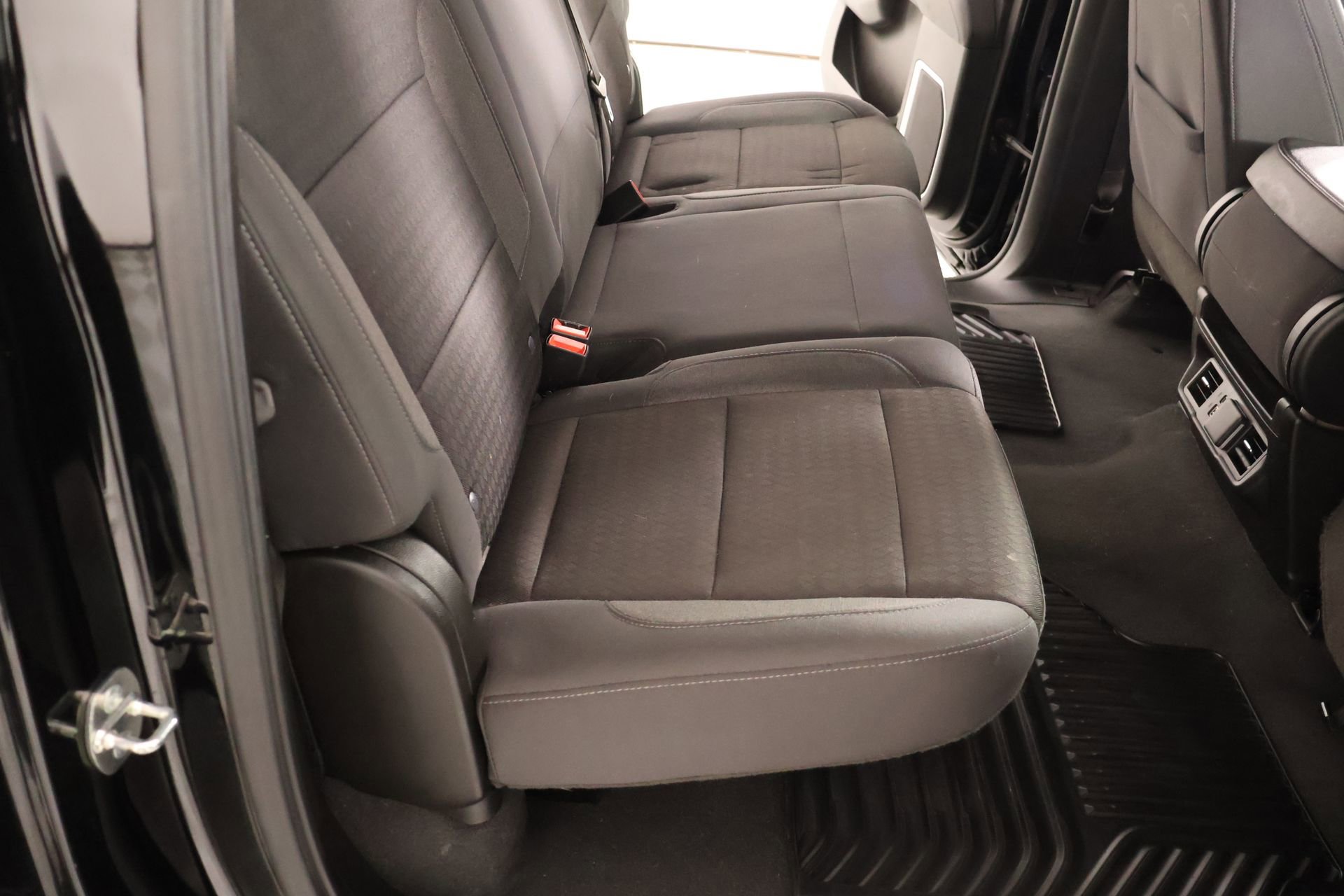 Used 2024 Chevrolet Silverado 1500 LT image 14