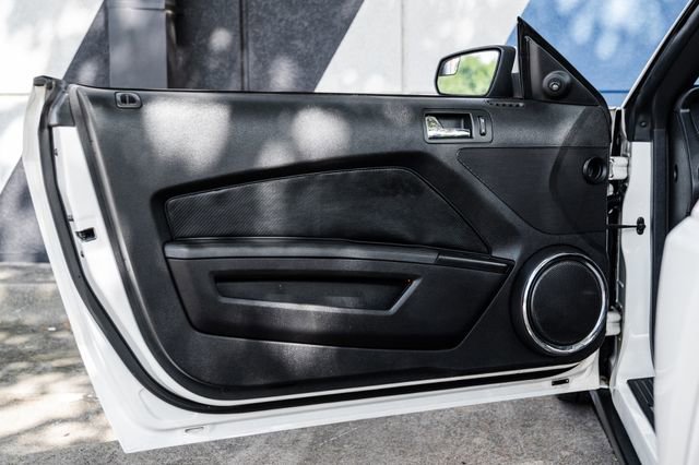 Used 2012 Ford Mustang GT Premium w/ Electronics Pkg RWD image 63