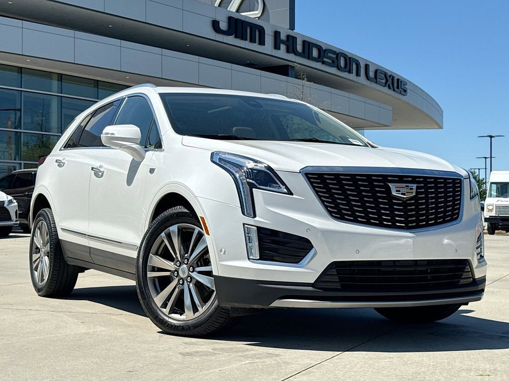 Used 2021 Cadillac XT5 Premium Luxury w/ Platinum Package image 2