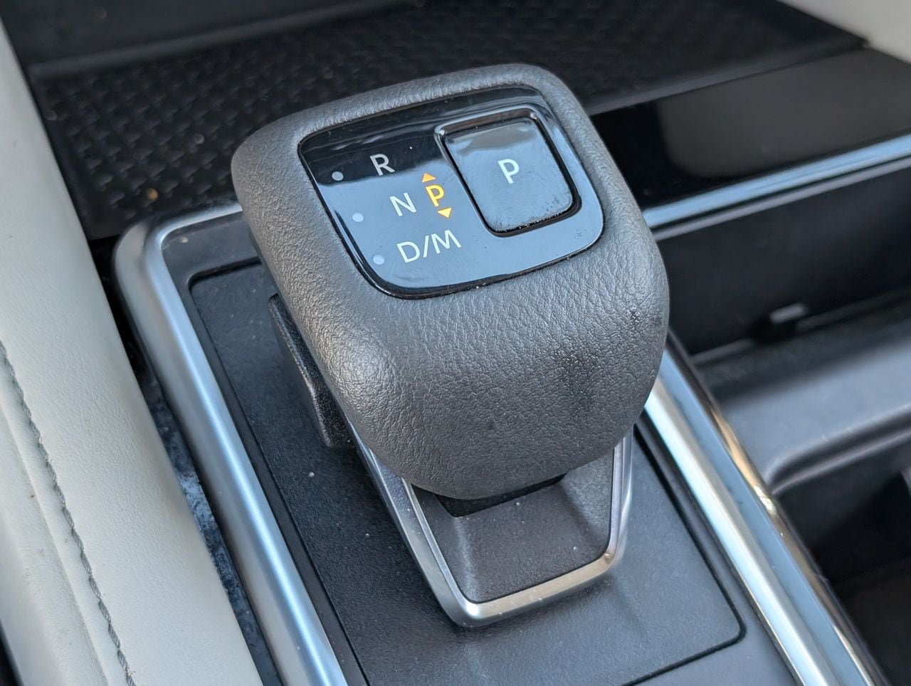 Used 2023 Nissan Pathfinder SV FWD image 20