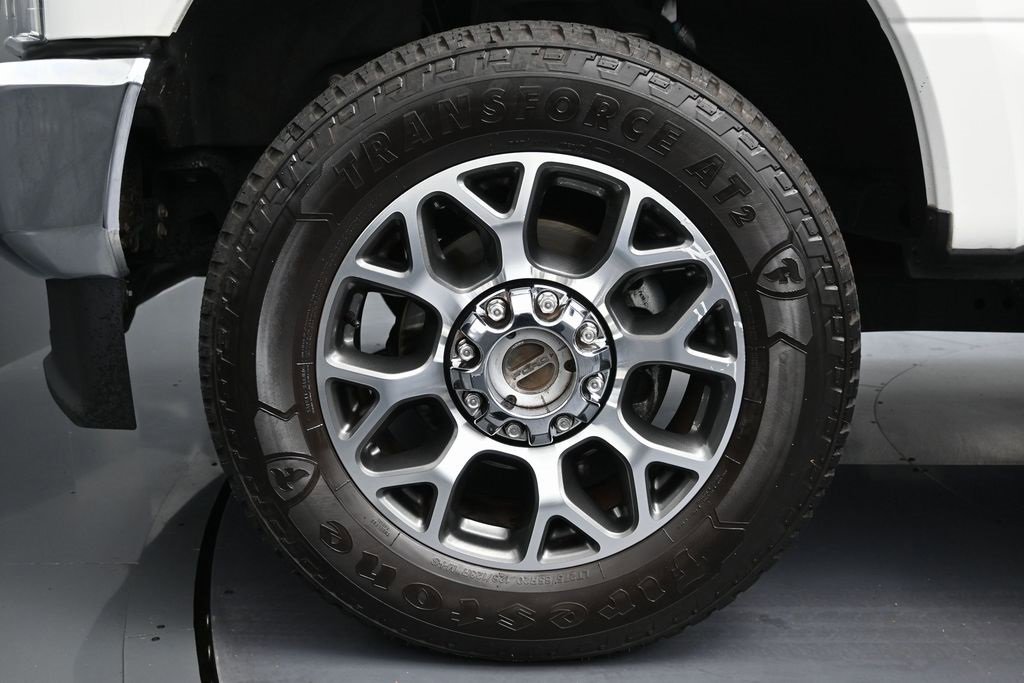 Used 2021 Ford F250 Lariat w/ Lariat Value Package image 9