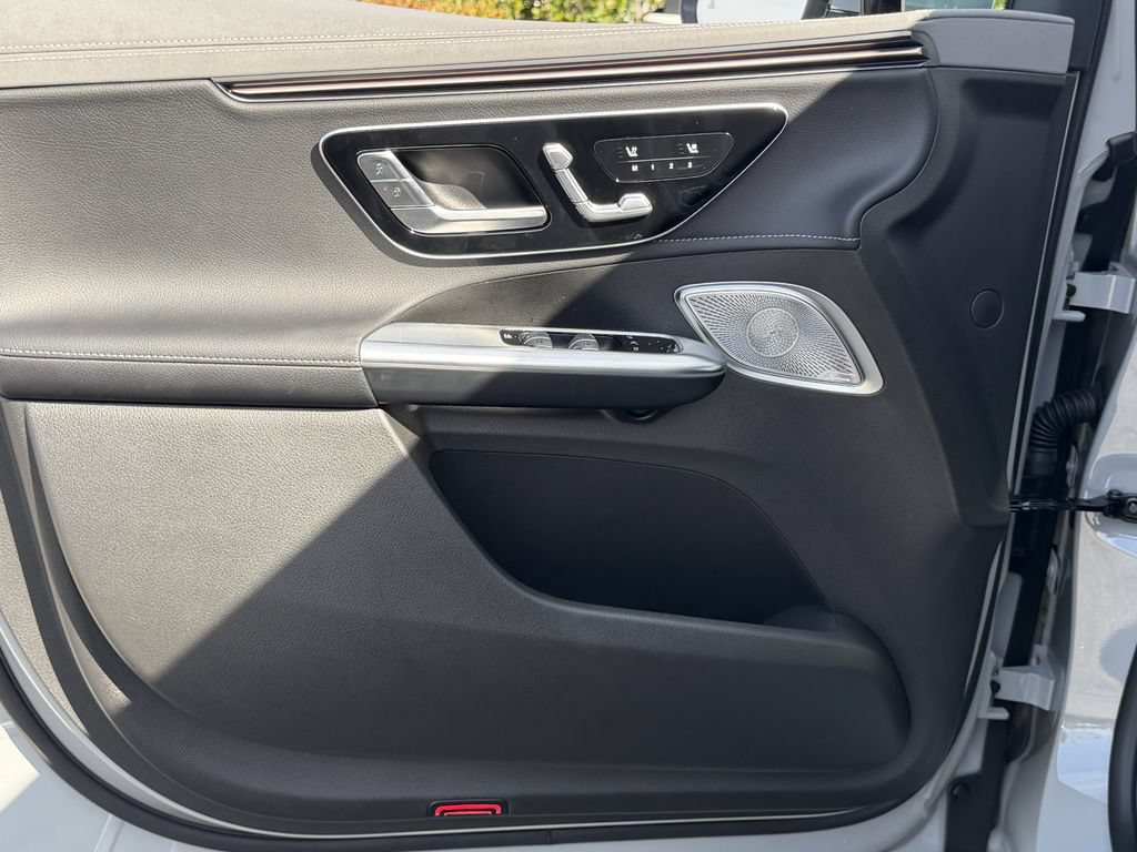 New 2025 Mercedes-Benz EQE 350+ 4MATIC SUV image 16