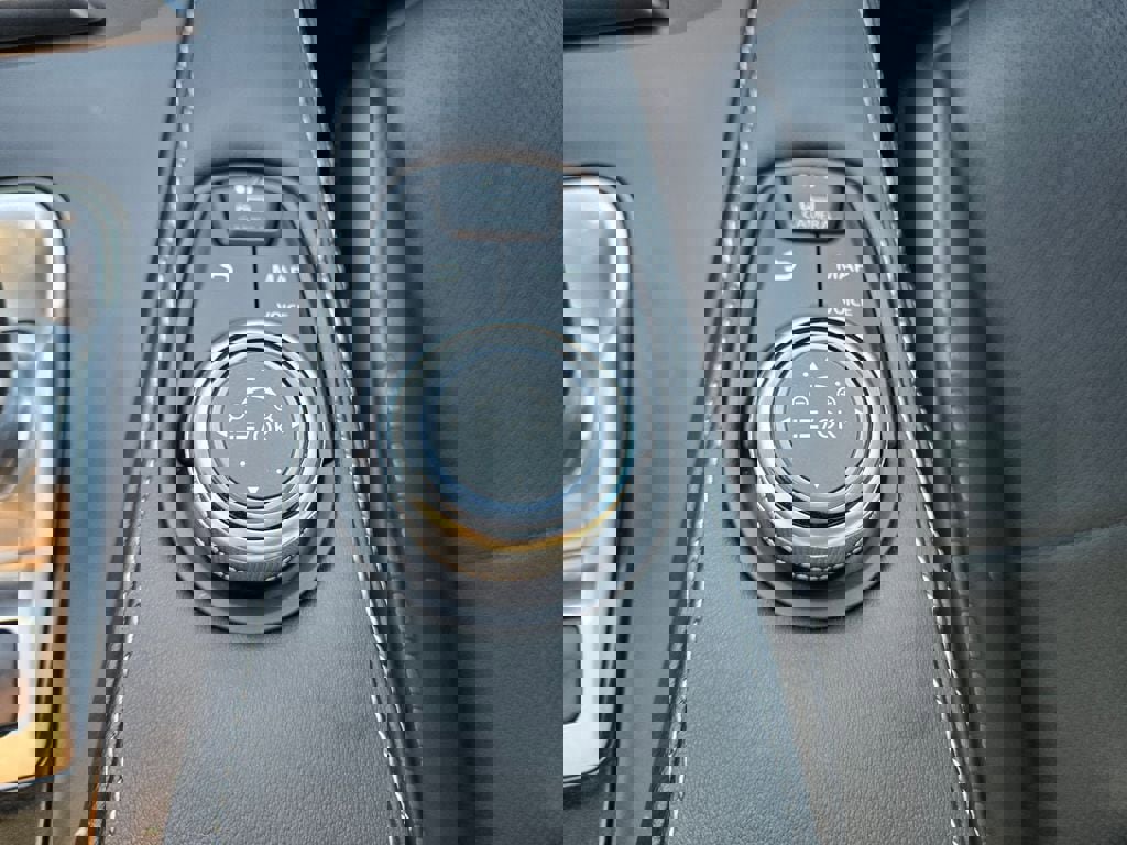 Used 2022 INFINITI QX55 Essential w/ Proassist Package image 17