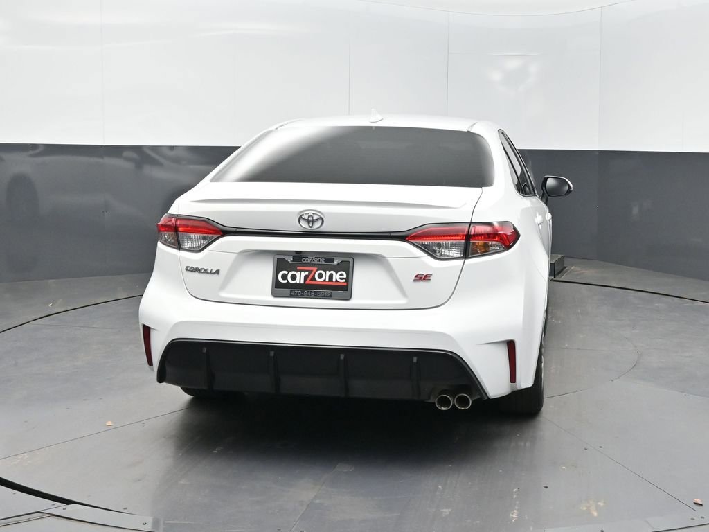 Used 2024 Toyota Corolla SE w/ SE Premium Package FWD image 26