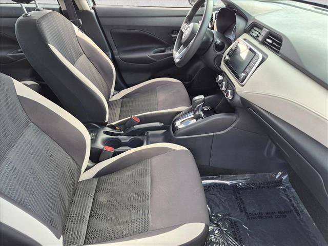 Used 2021 Nissan Versa SV FWD image 25
