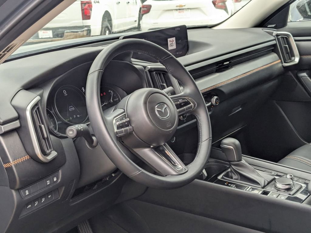 Used 2025 MAZDA CX-50 AWD 2.5 Hybrid w/ Premium Pkg image 14