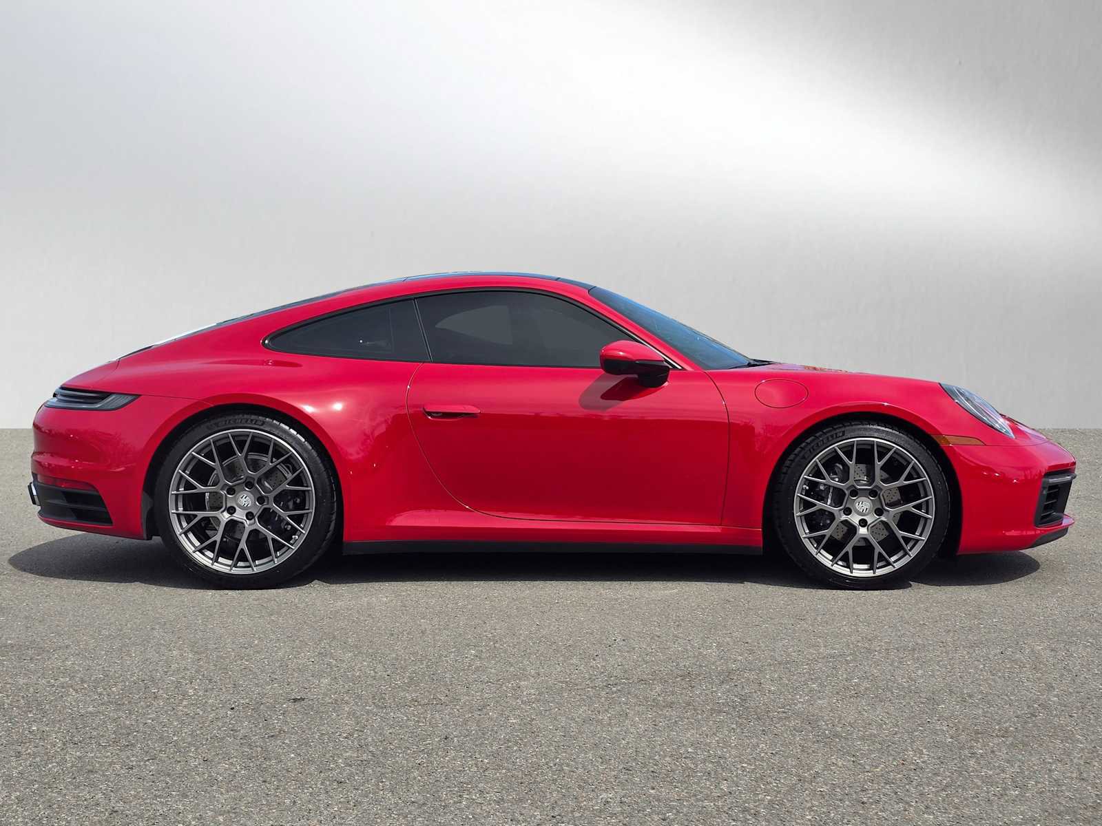 Used 2024 Porsche 911 Carrera image 2