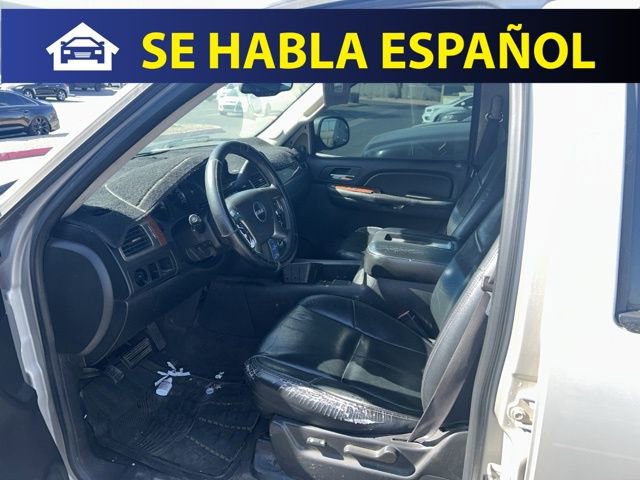 Used 2007 GMC Yukon XL SLT w/ SLT Preferred Equipment Group image 3