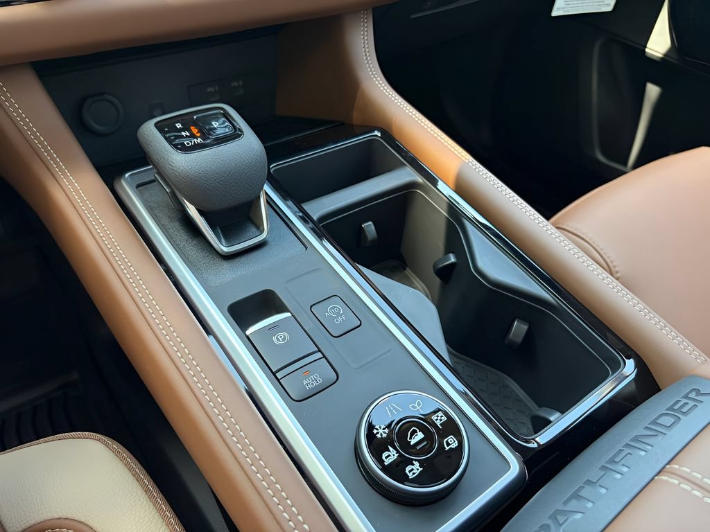 New 2026 Nissan Pathfinder Platinum AWD/4WD image 27