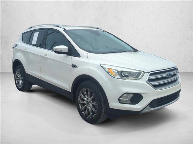 Used 2017 Ford Escape Titanium FWD image 3