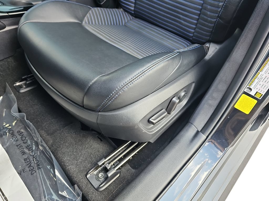 Used 2022 Toyota Corolla XSE FWD image 28