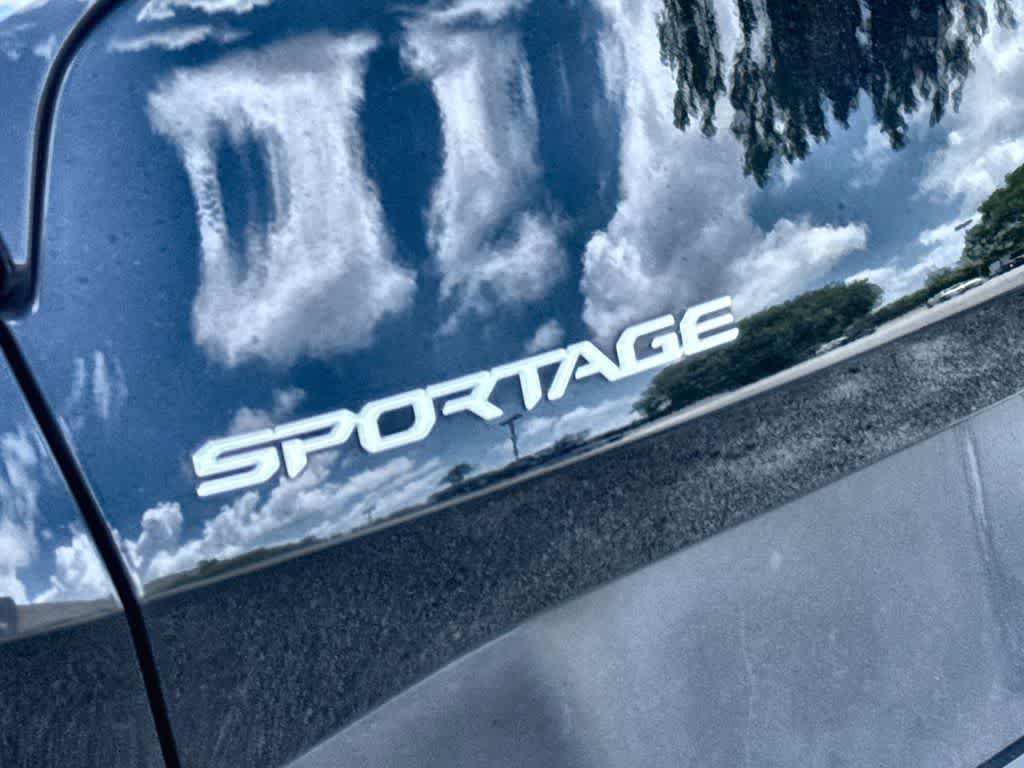 Certified 2023 Kia Sportage EX AWD/4WD image 10