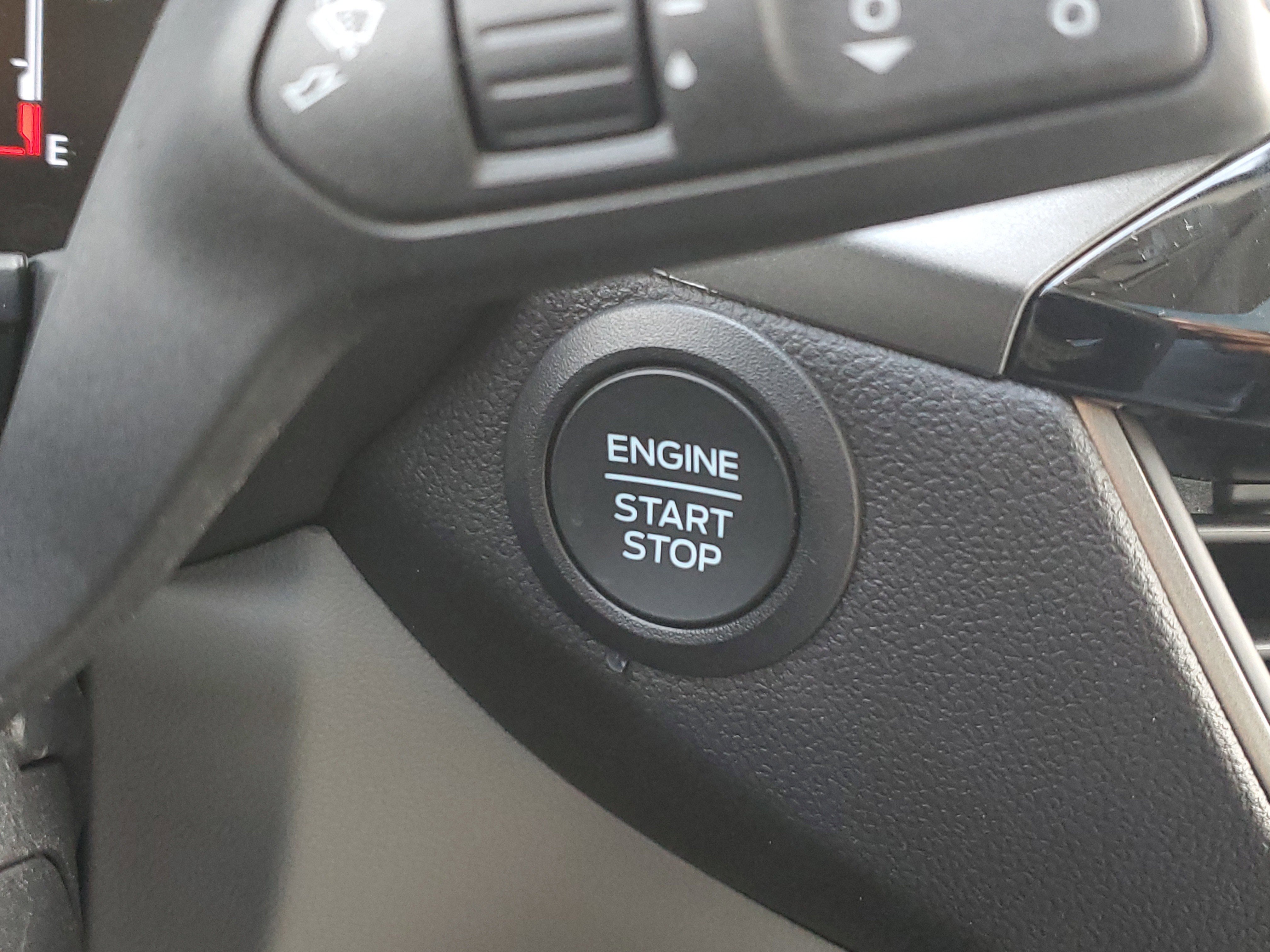 Certified 2026 Ford Escape Active w/ Cold Weather Package image 29