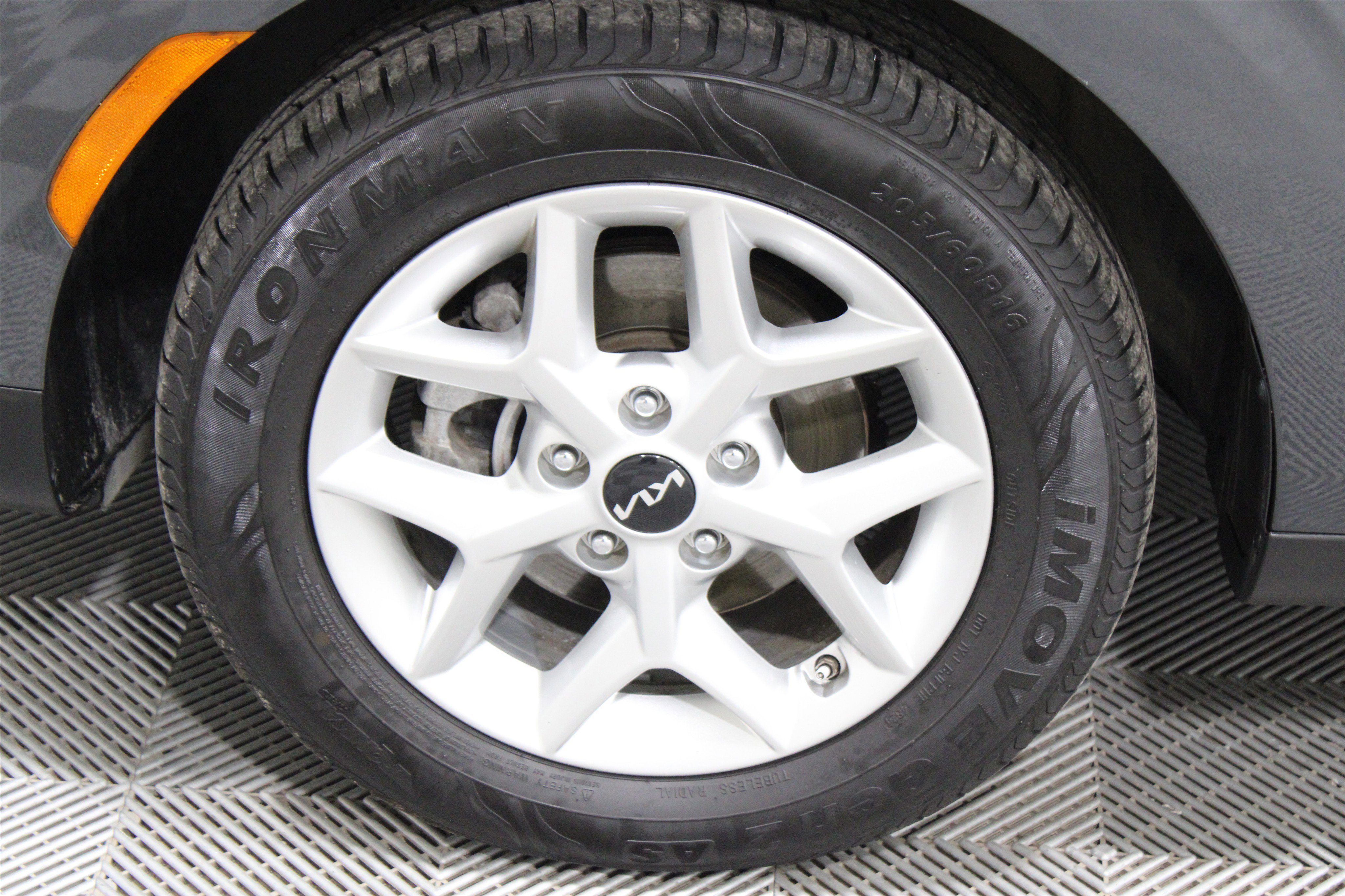 Used 2023 Kia Soul LX w/ Option Group 015 image 33