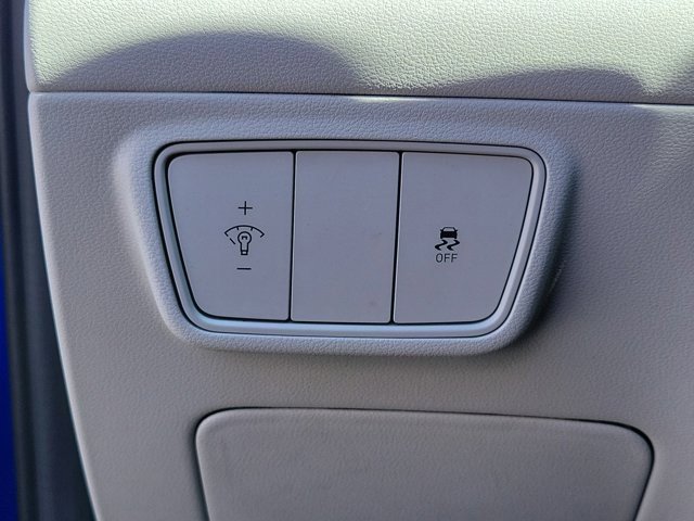 Used 2023 Hyundai Tucson SE image 25