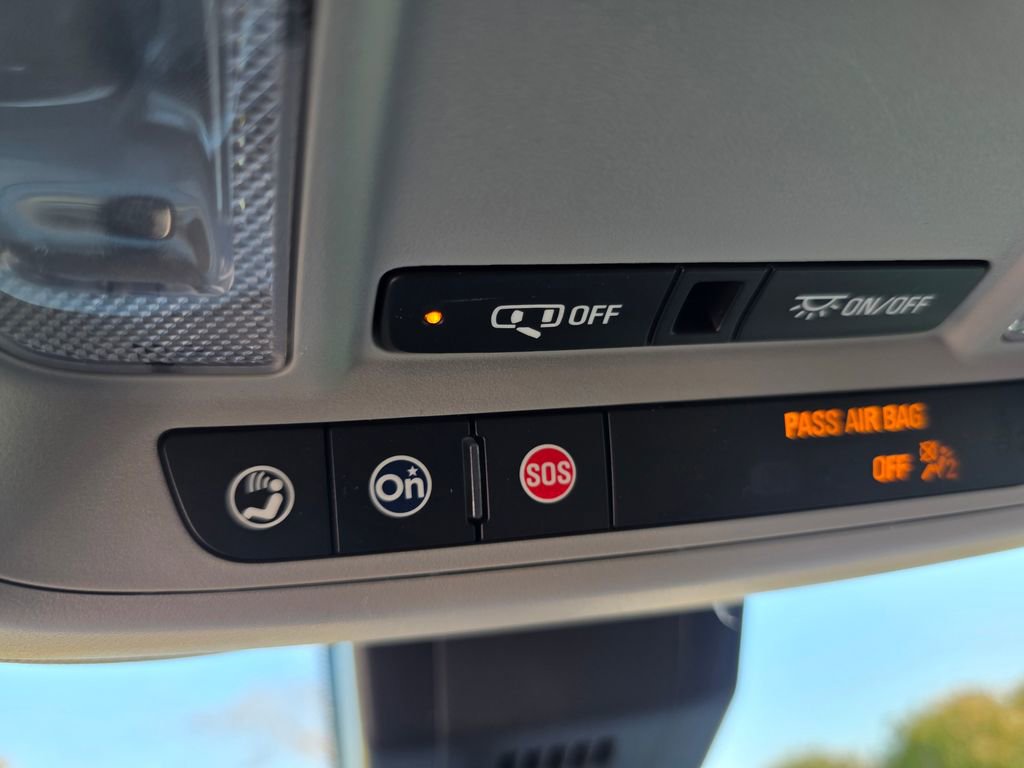 Used 2022 Chevrolet Equinox LS w/ LS Convenience Package image 25