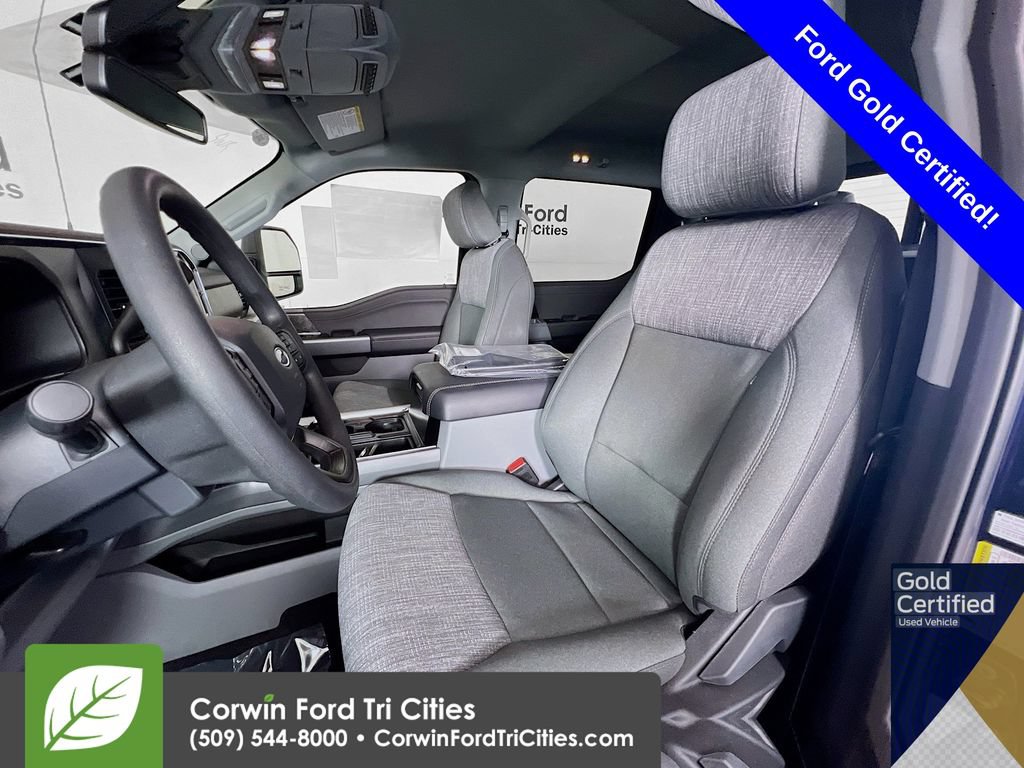 Used 2025 Ford F350 XLT w/ Black Appearance Package AWD/4WD image 25