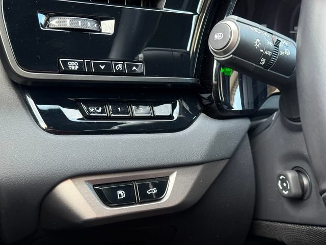 Certified 2025 Lexus RX 450h AWD w/ Convenience Package image 19