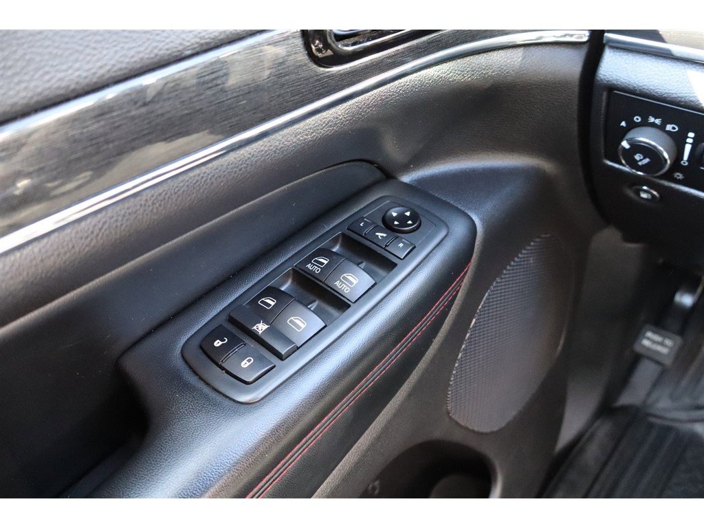 Used 2021 Jeep Grand Cherokee Trailhawk w/ Premium Lighting Group AWD/4WD image 22