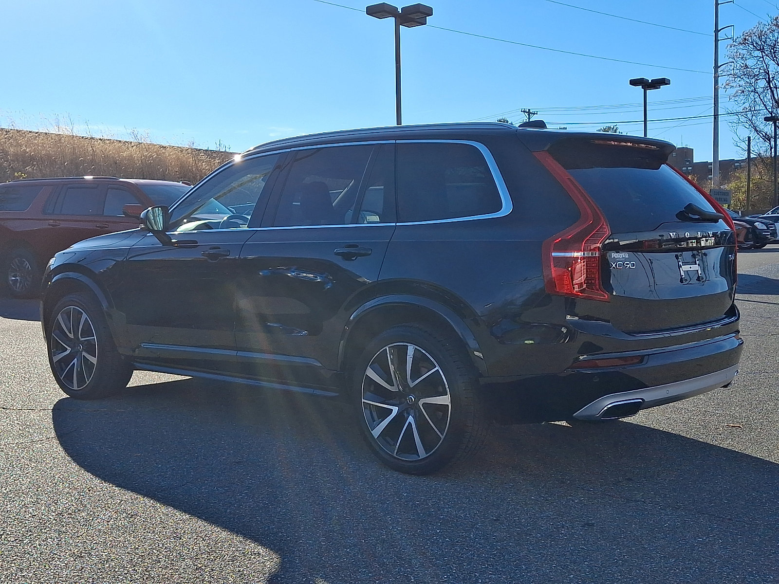 Used 2020 Volvo XC90 T6 Momentum w/ Protection Package Premier image 4