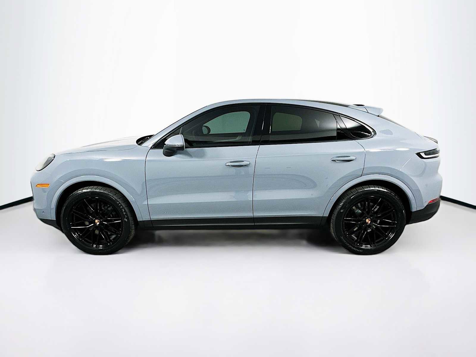 New 2026 Porsche Cayenne Coupe image 2