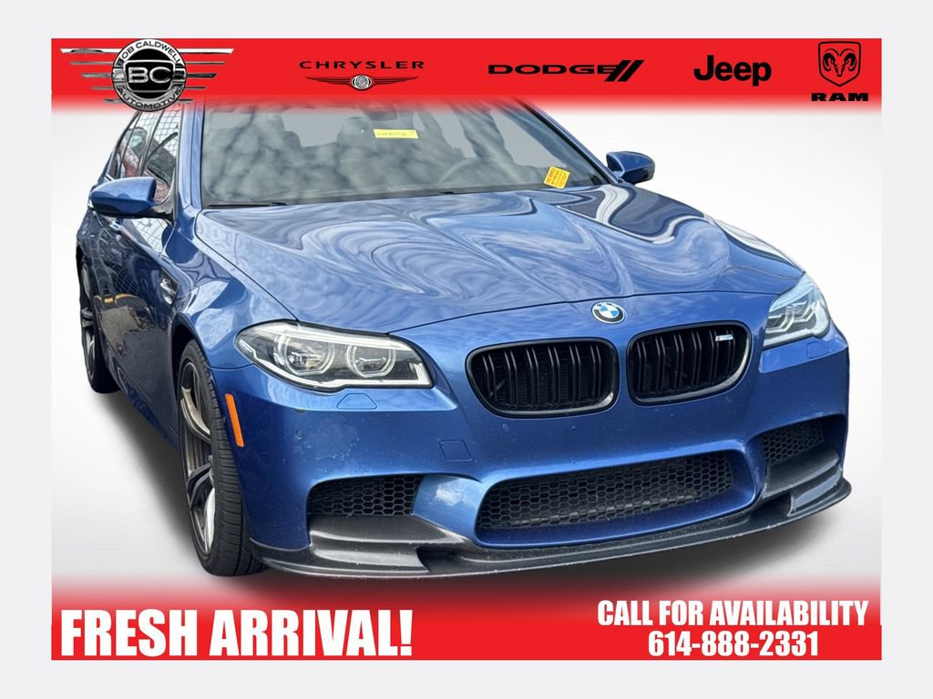 Used 2015 BMW M5 RWD image 1
