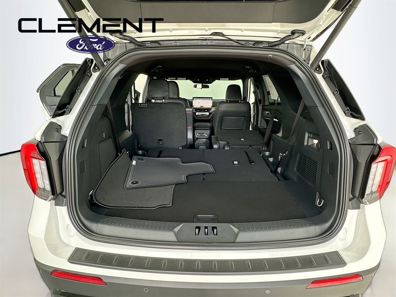 New 2026 Ford Explorer ST-Line image 10