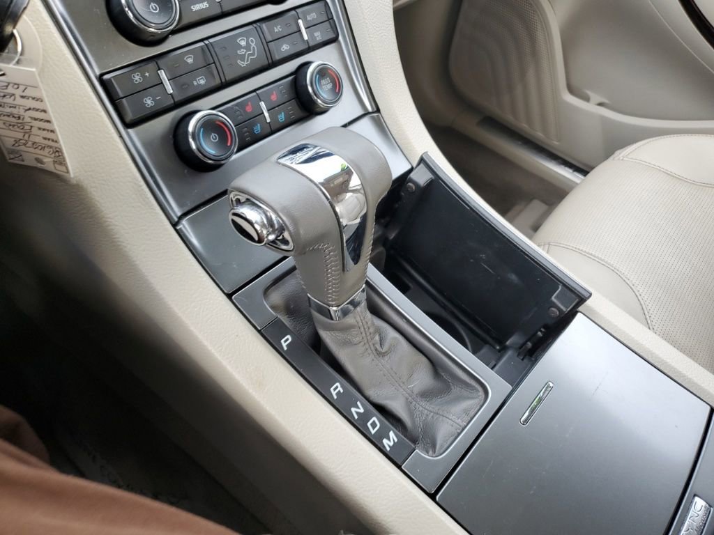 Used 2011 Ford Taurus Limited w/ 301A Rapid Spec Order Code image 25