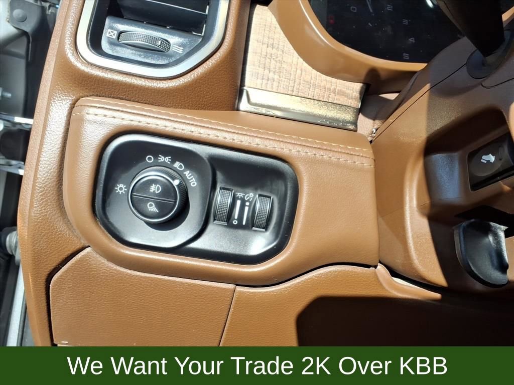 Used 2023 RAM 3500 Limited image 24