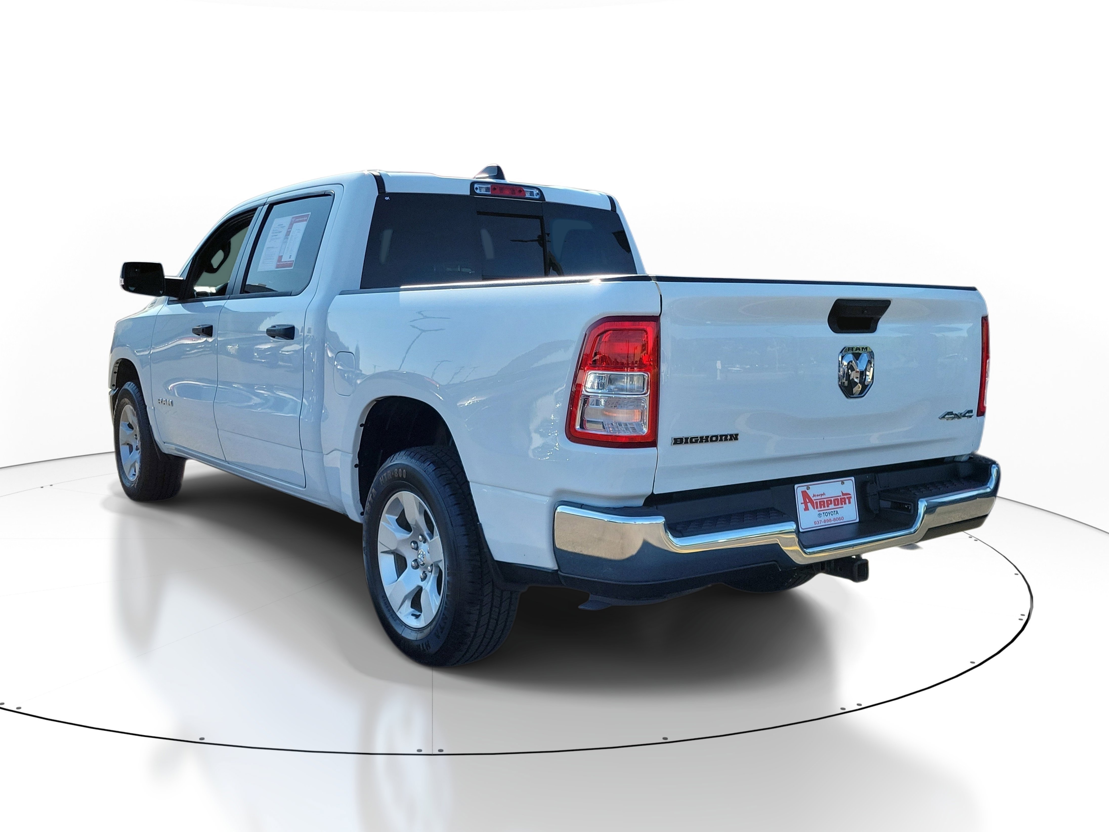 Used 2023 RAM 1500 Big Horn AWD/4WD image 3
