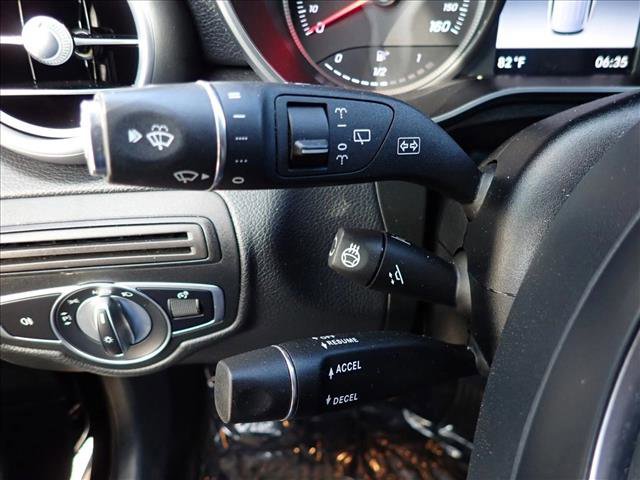 Used 2018 Mercedes-Benz GLC 300 4MATIC image 16