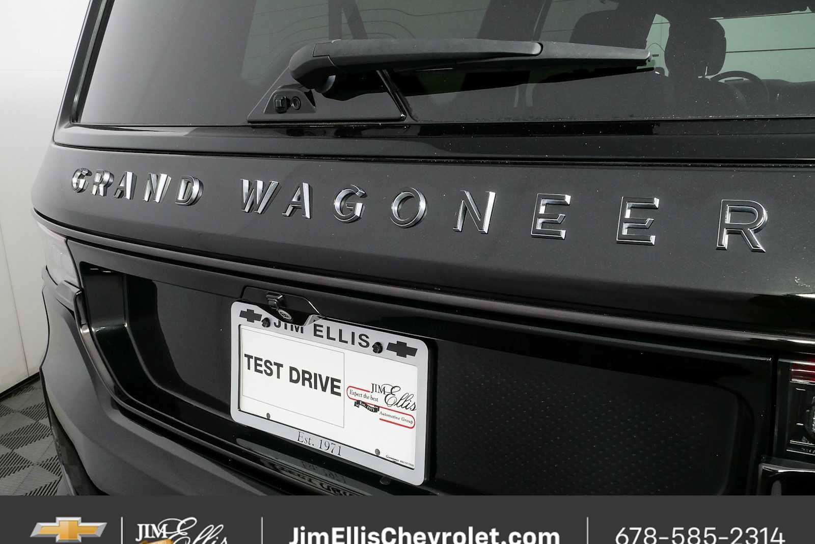 Used 2024 Jeep Grand Wagoneer L Series II w/ Quick Order Packagew 28T AWD/4WD image 38