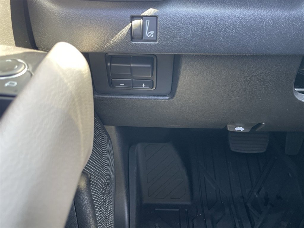 New 2025 GMC Canyon Denali w/ LPO, Denali Black Edition image 18