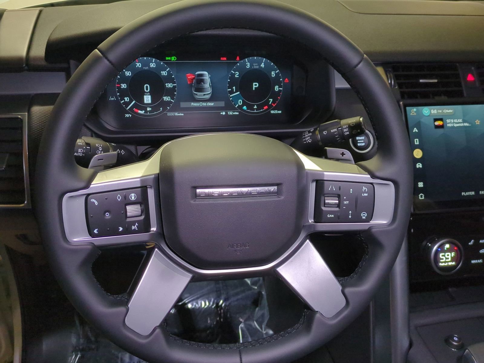 New 2026 Land Rover Discovery Limited Edition image 17