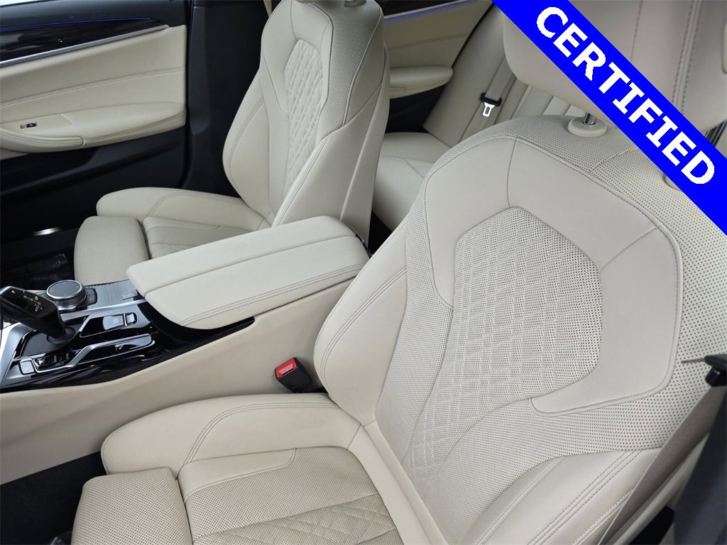 Certified 2023 BMW 530i w/ Convenience Package image 11