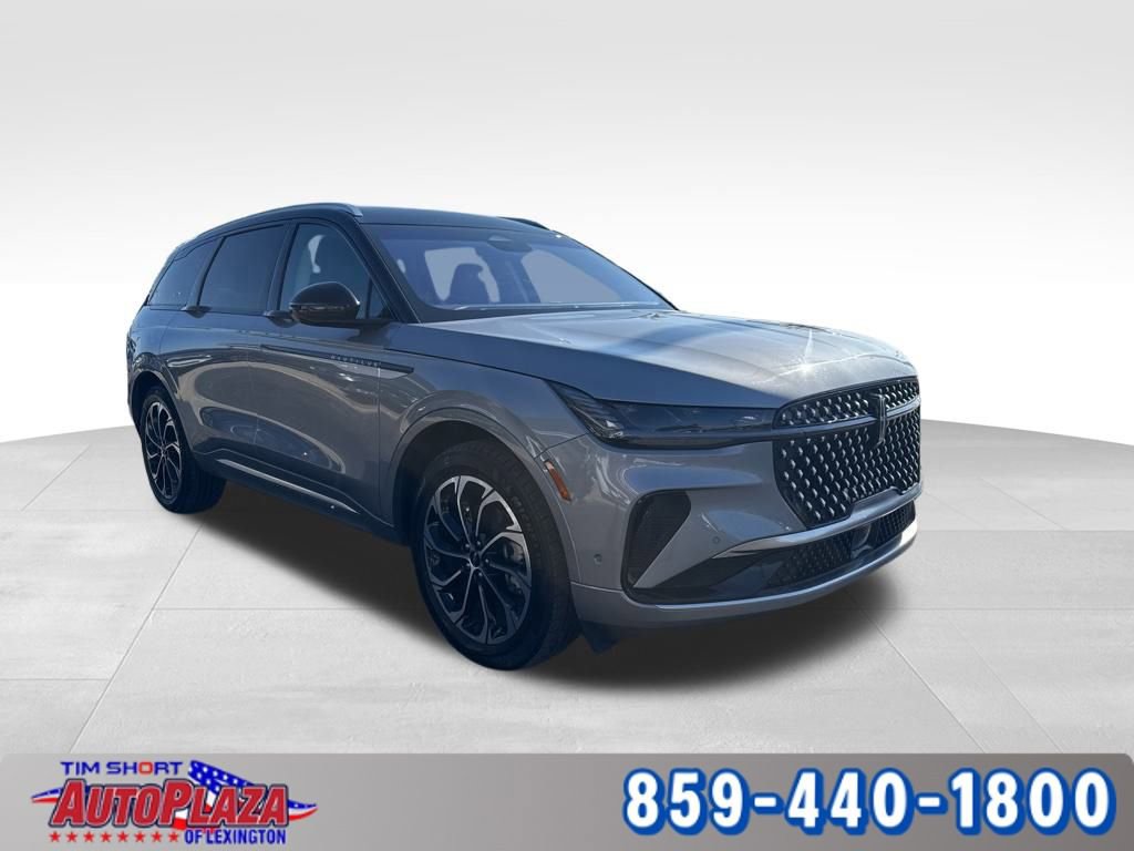 Used 2024 Lincoln Nautilus Reserve image 8