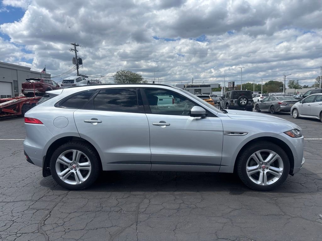 Used 2018 Jaguar F-PACE R-Sport AWD/4WD image 5