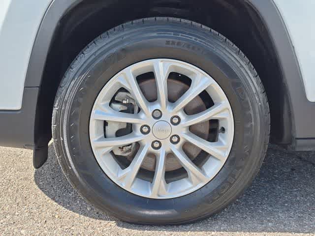 Used 2022 Jeep Cherokee Latitude Lux AWD/4WD image 14