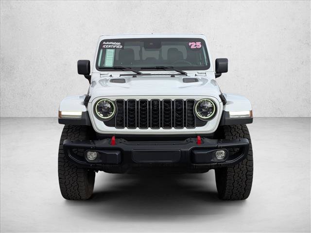 Used 2025 Jeep Gladiator Rubicon AWD/4WD image 2