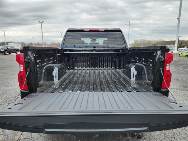 Certified 2026 Chevrolet Silverado 1500 Custom image 32