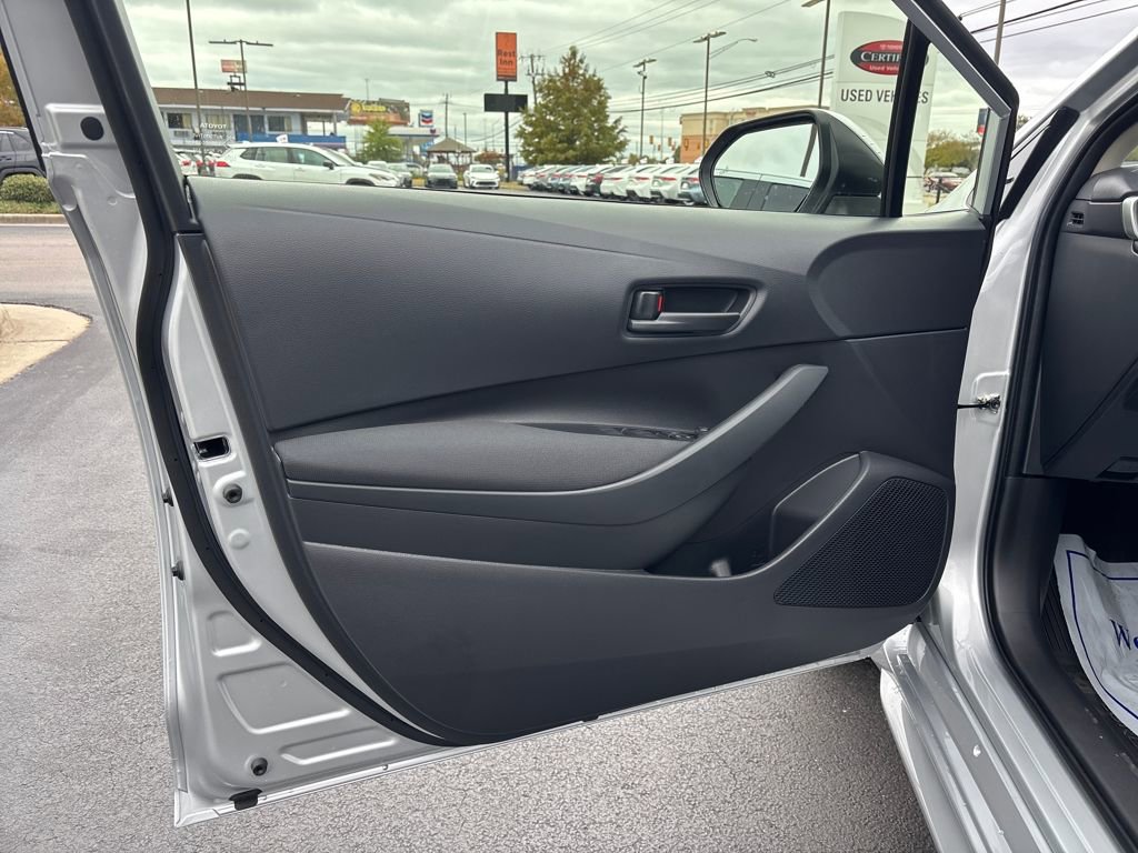 New 2026 Toyota Corolla LE image 10