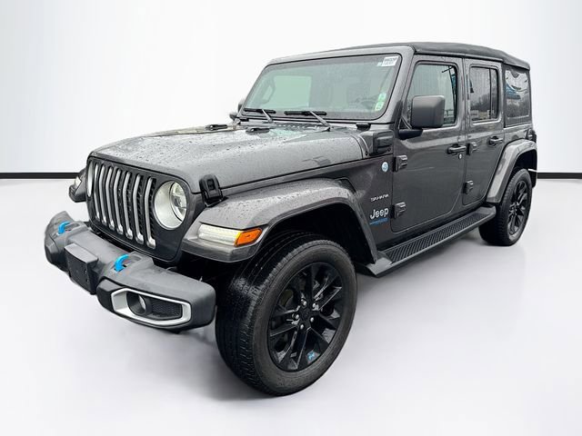 Used 2022 Jeep Wrangler Unlimited Sahara w/ Cold Weather Group image 3