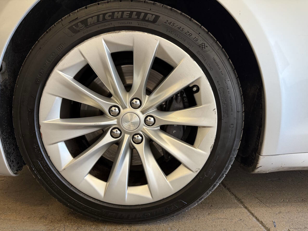 Used 2018 Tesla Model S 75D AWD/4WD image 33