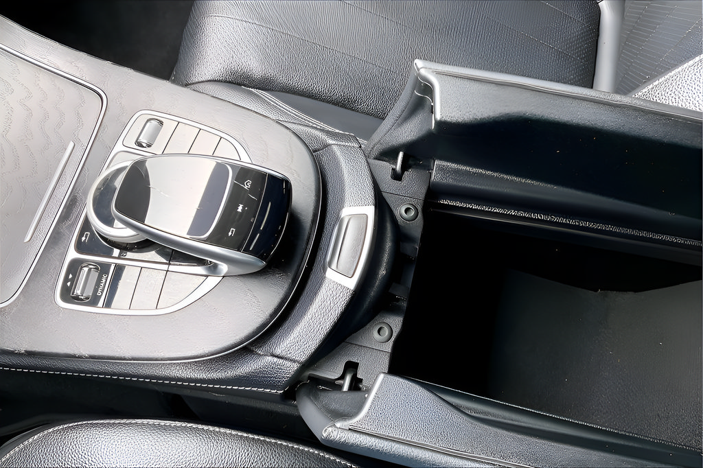 Used 2018 Mercedes-Benz E 300 image 24