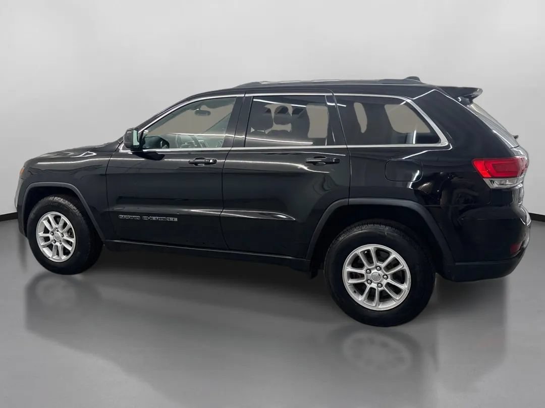 Used 2018 Jeep Grand Cherokee Laredo AWD/4WD image 5