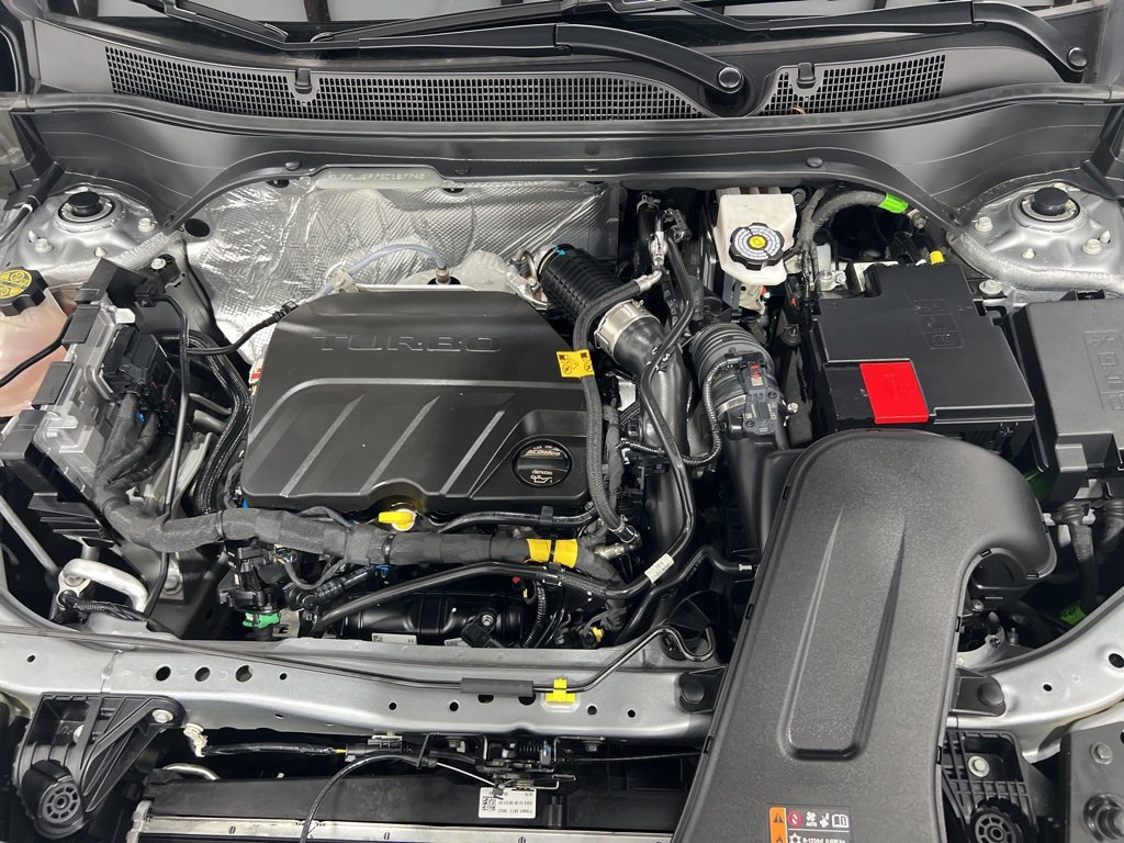 Used 2025 Chevrolet Trax RS w/ Sunroof Package image 27